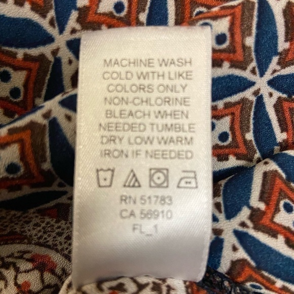 maurice’s Cute Blouse - Picture 11 of 11